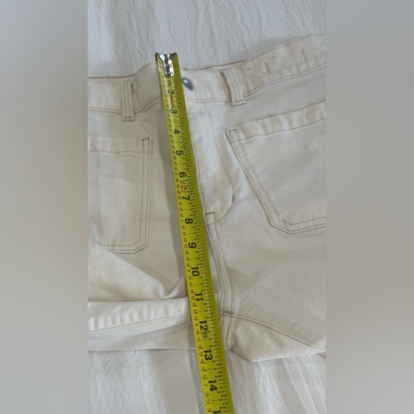 Madewell Cream Wide-Leg Jeans - Picture 13 of 13